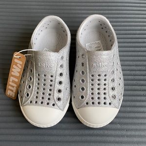 NEW in box Jefferson bling Natives